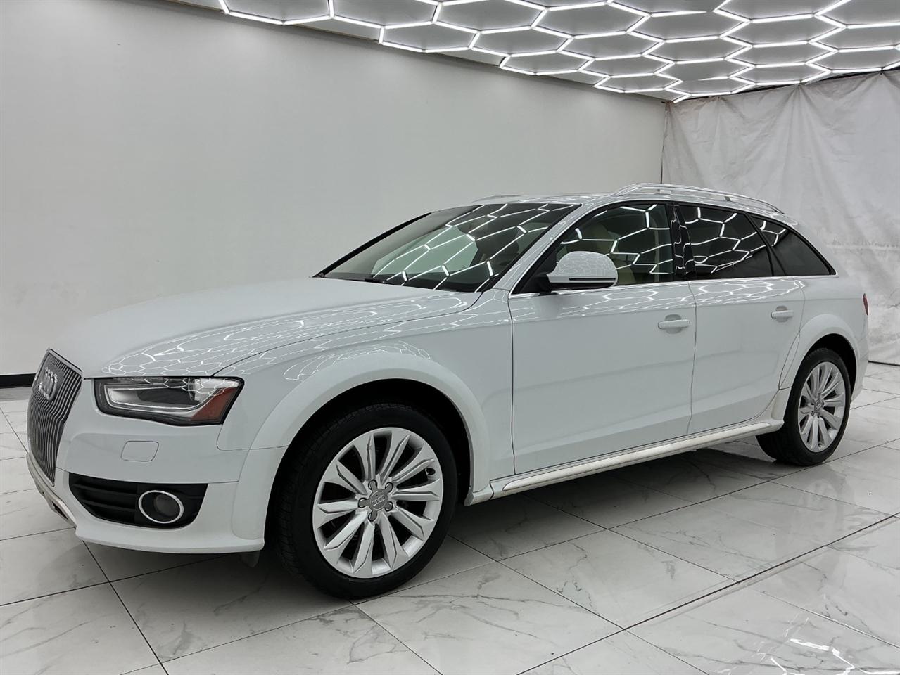 Audi allroad 4dr Wgn Premium Plus 2016
