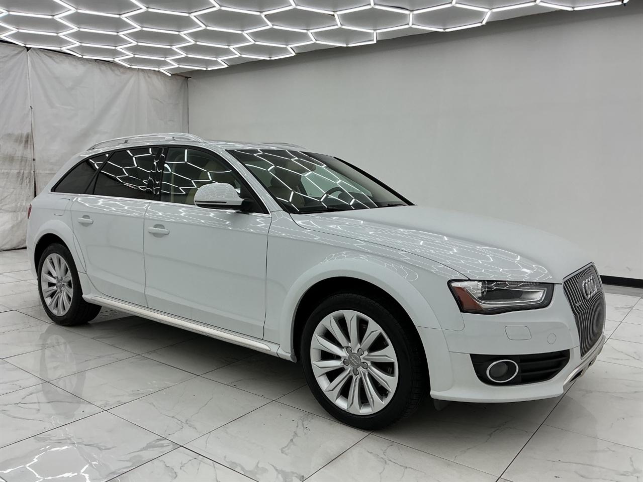 Audi allroad 4dr Wgn Premium Plus 2016