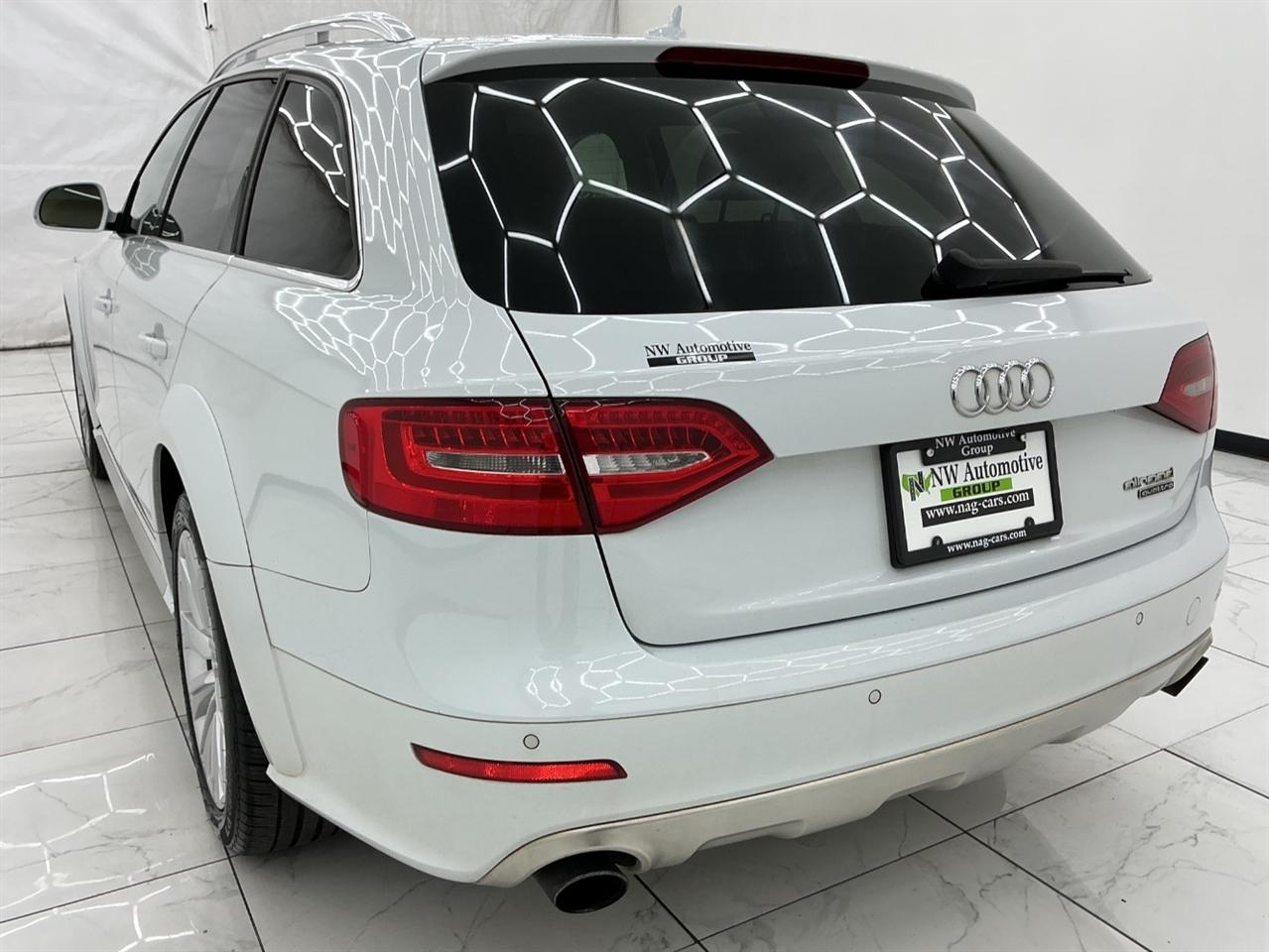 Audi allroad 4dr Wgn Premium Plus 2016