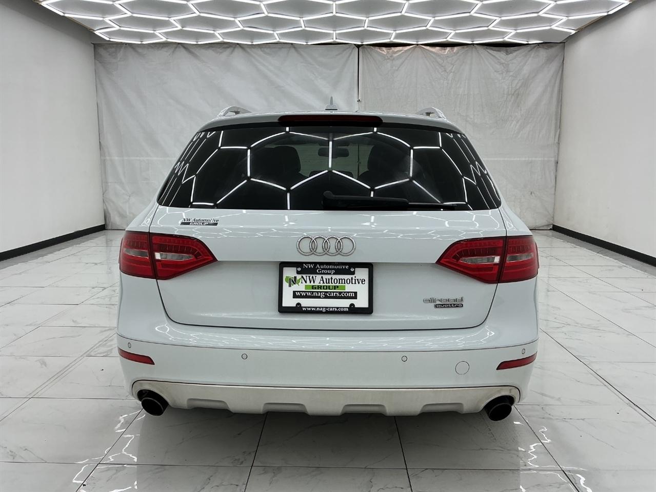 Audi allroad 4dr Wgn Premium Plus 2016