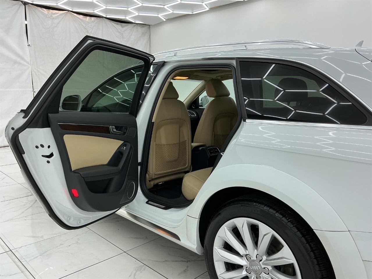 Audi allroad 4dr Wgn Premium Plus 2016