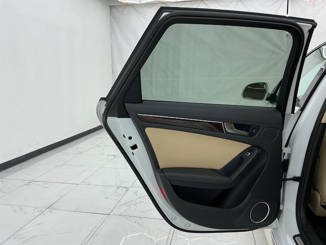 Audi allroad 4dr Wgn Premium Plus 2016