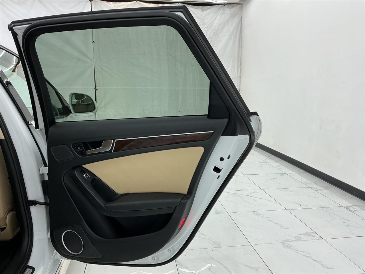 Audi allroad 4dr Wgn Premium Plus 2016