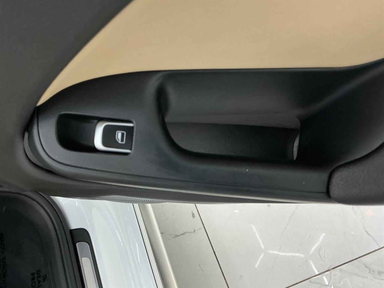 Audi allroad 4dr Wgn Premium Plus 2016