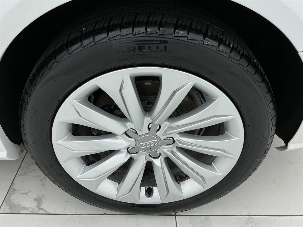Audi allroad 4dr Wgn Premium Plus 2016