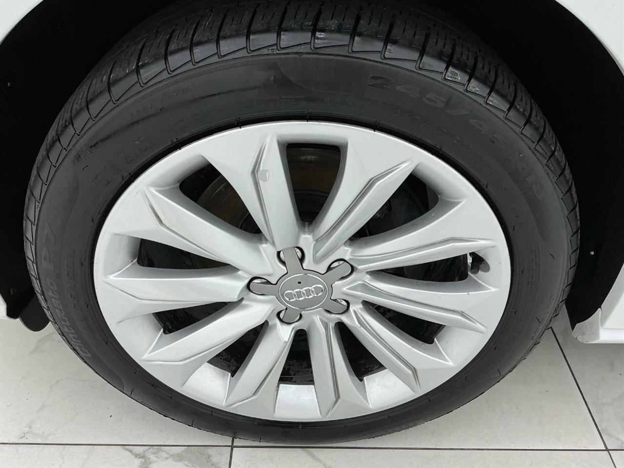 Audi allroad 4dr Wgn Premium Plus 2016