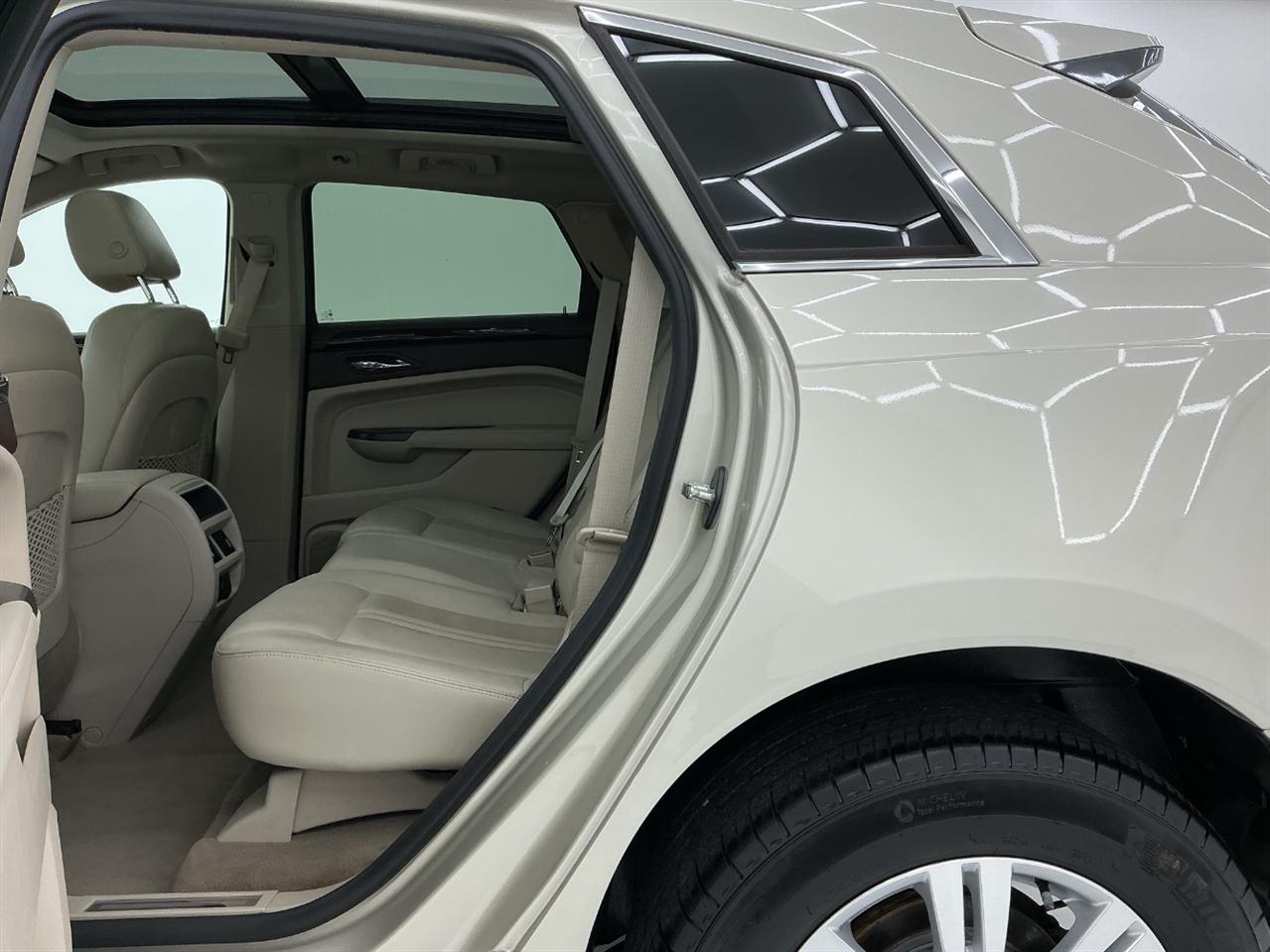 Cadillac SRX FWD 4dr Luxury Collection 2014