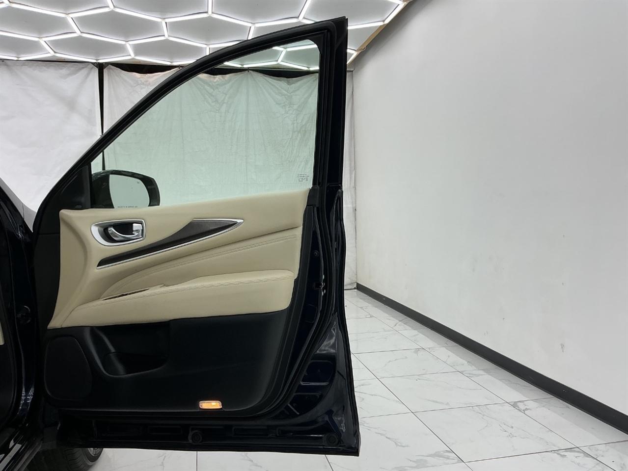 Infiniti QX60 LUXE AWD 2020