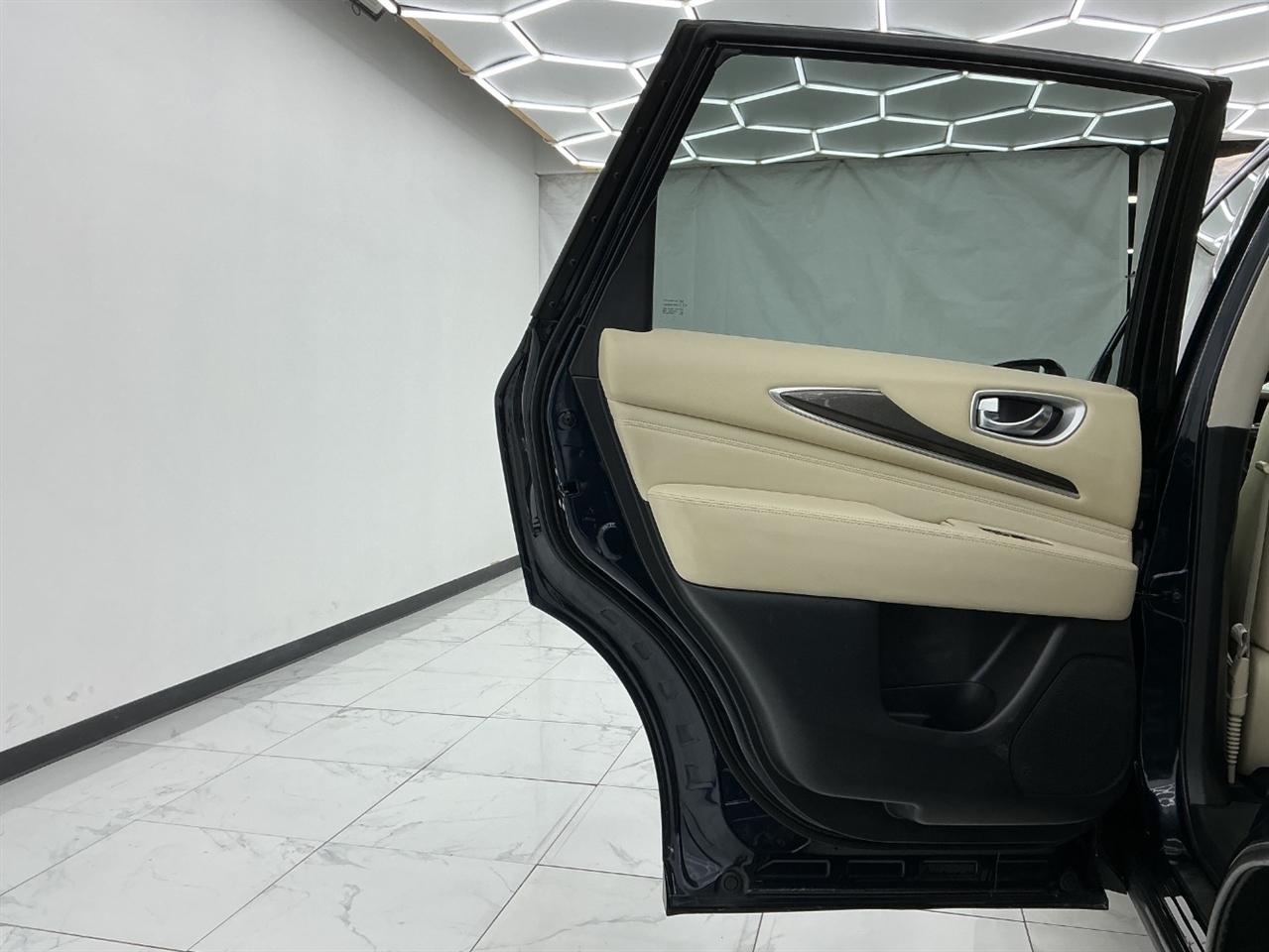 Infiniti QX60 LUXE AWD 2020