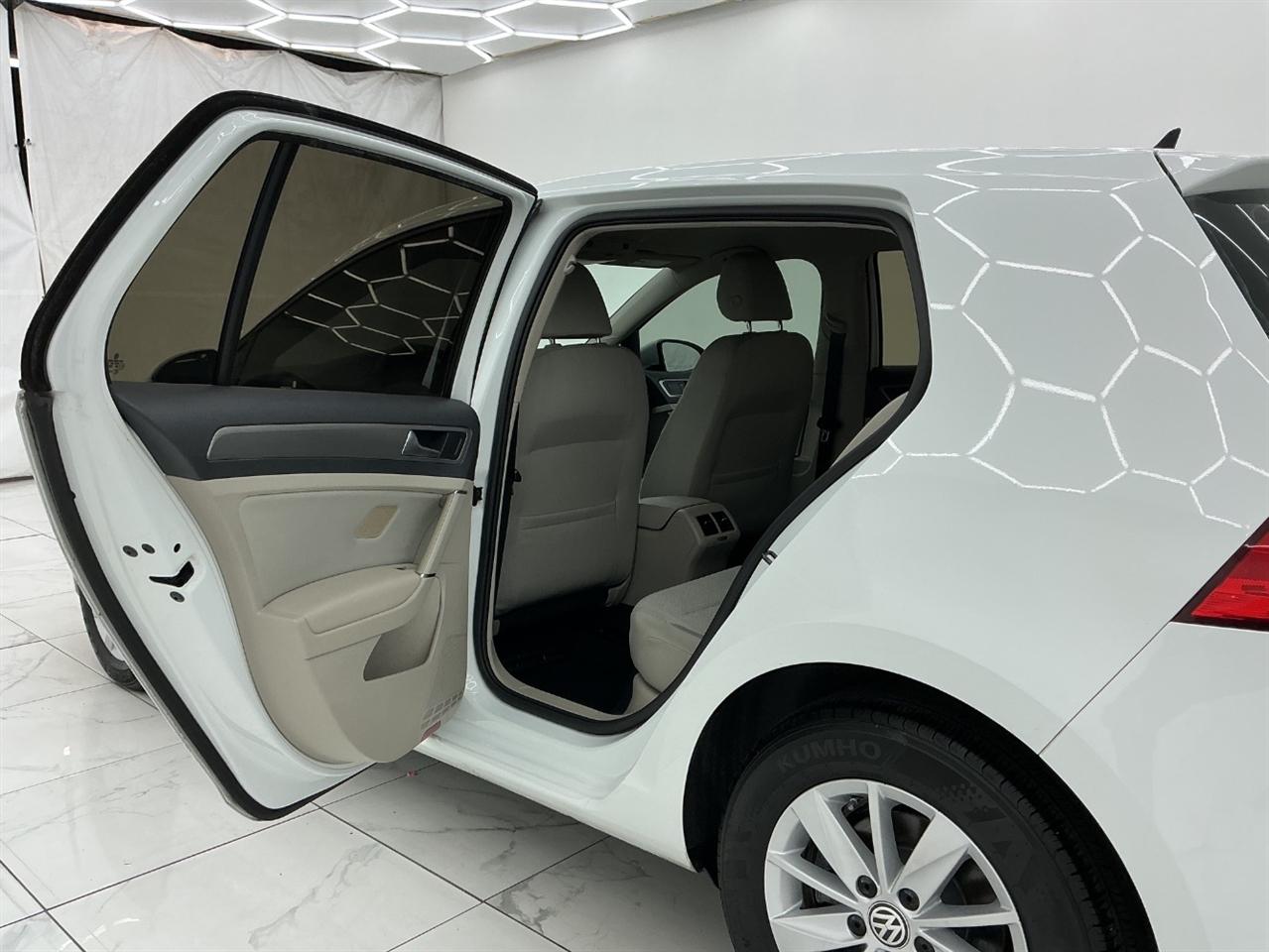 Volkswagen Golf 4dr HB Auto TSI S 2016