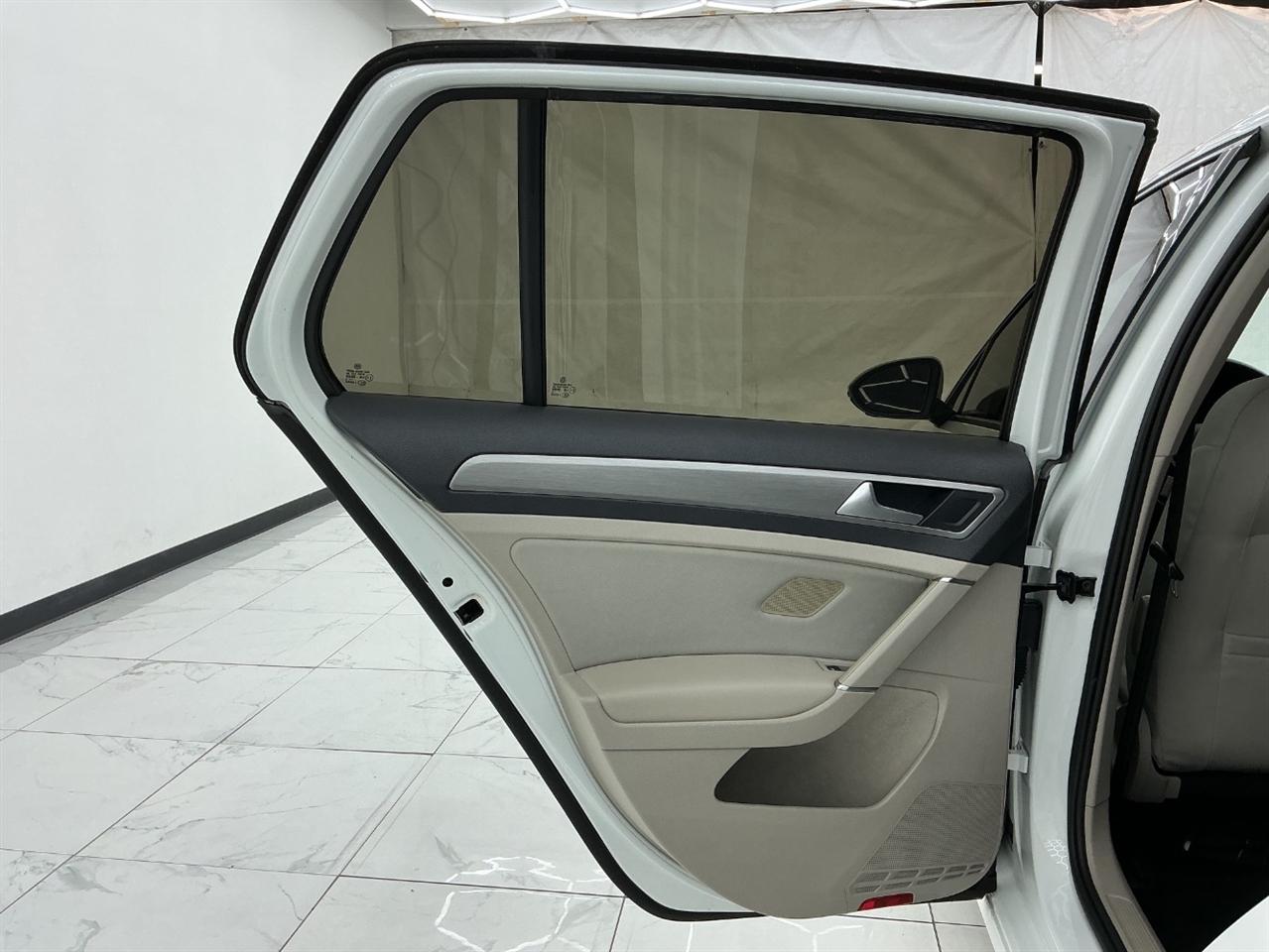 Volkswagen Golf 4dr HB Auto TSI S 2016