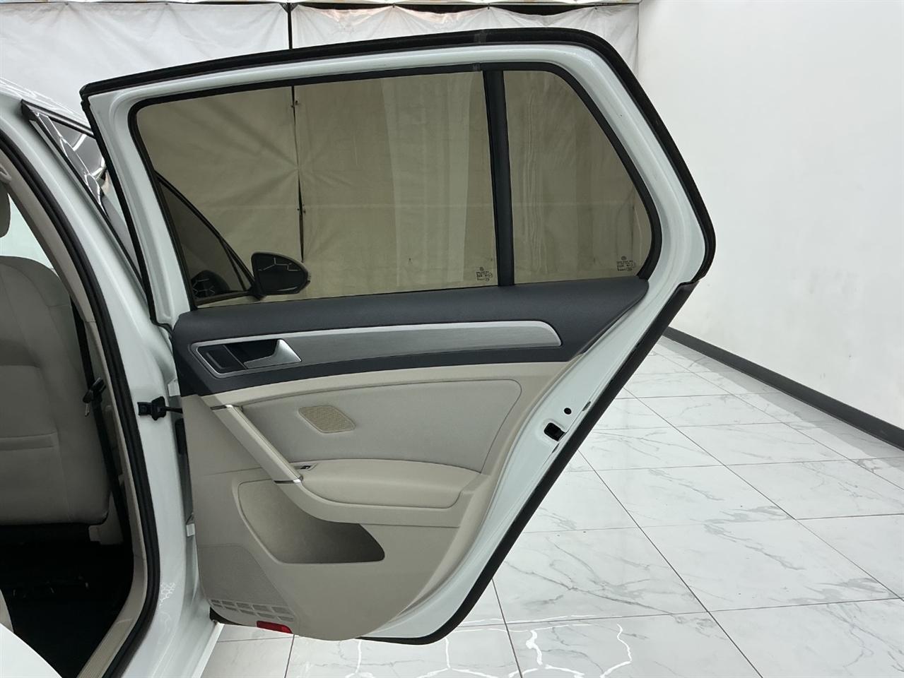 Volkswagen Golf 4dr HB Auto TSI S 2016