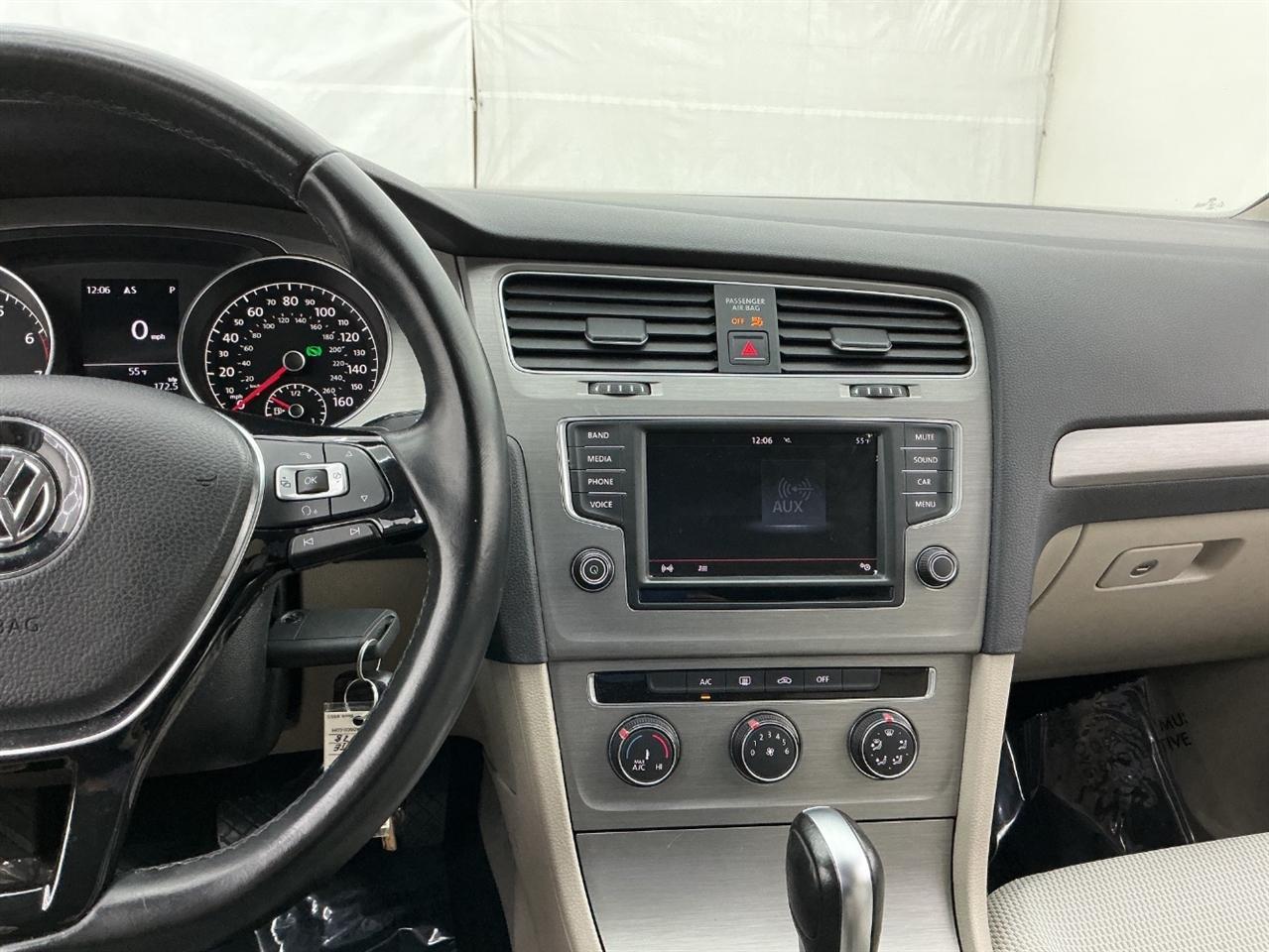 Volkswagen Golf 4dr HB Auto TSI S 2016