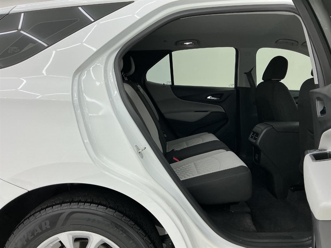 Chevrolet Equinox FWD 4dr LS w/1LS 2020