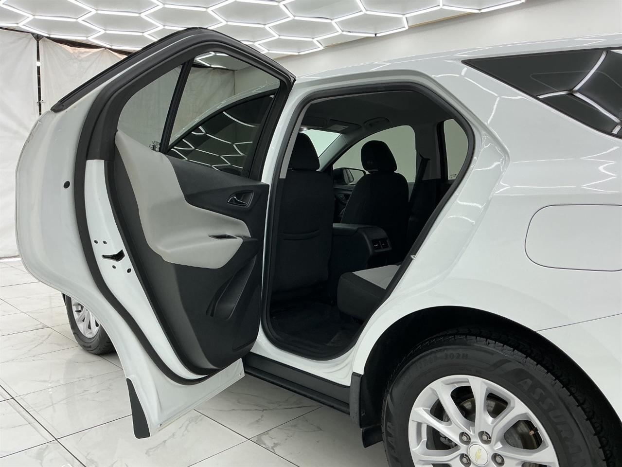 Chevrolet Equinox FWD 4dr LS w/1LS 2020
