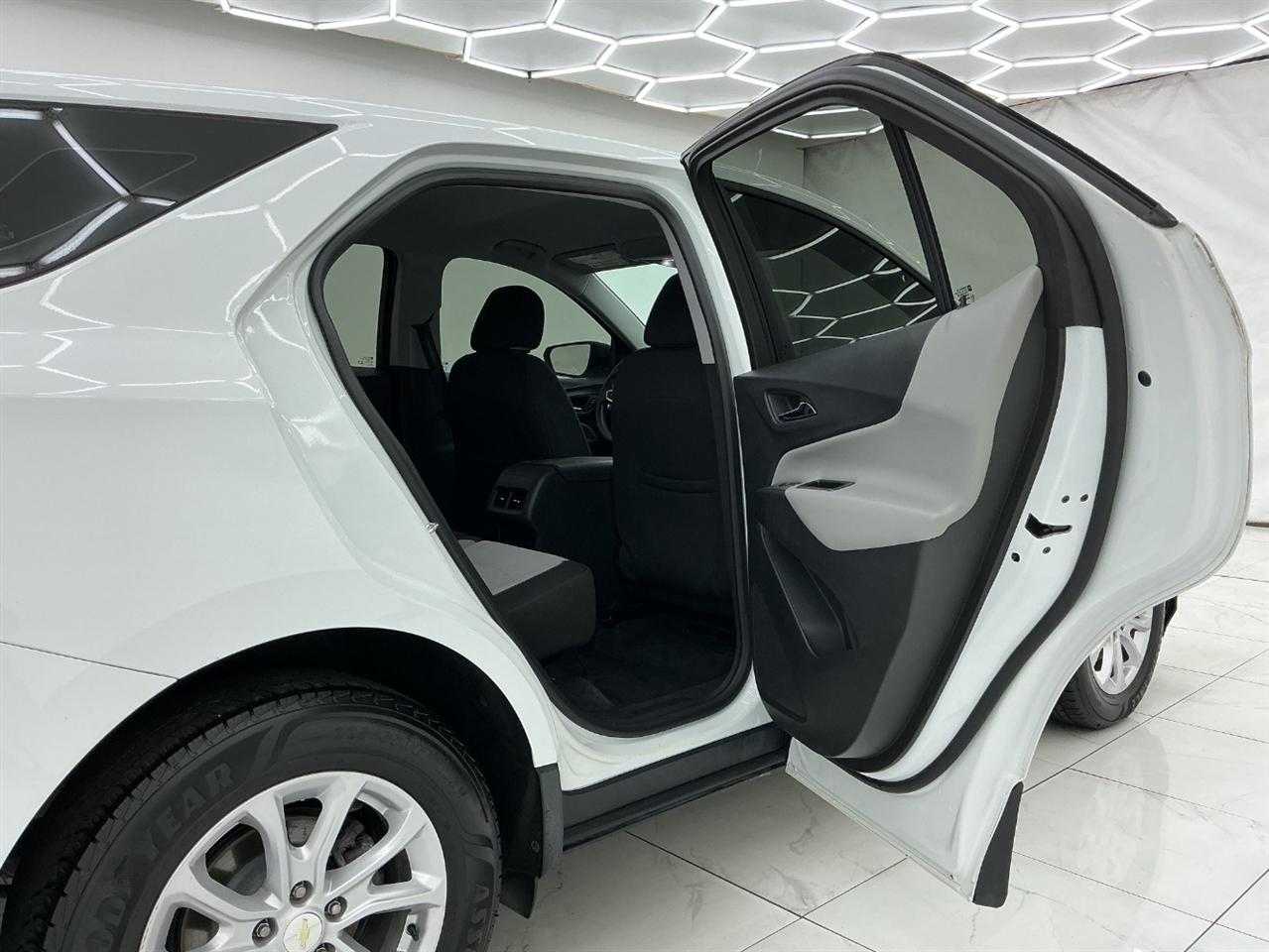 Chevrolet Equinox FWD 4dr LS w/1LS 2020