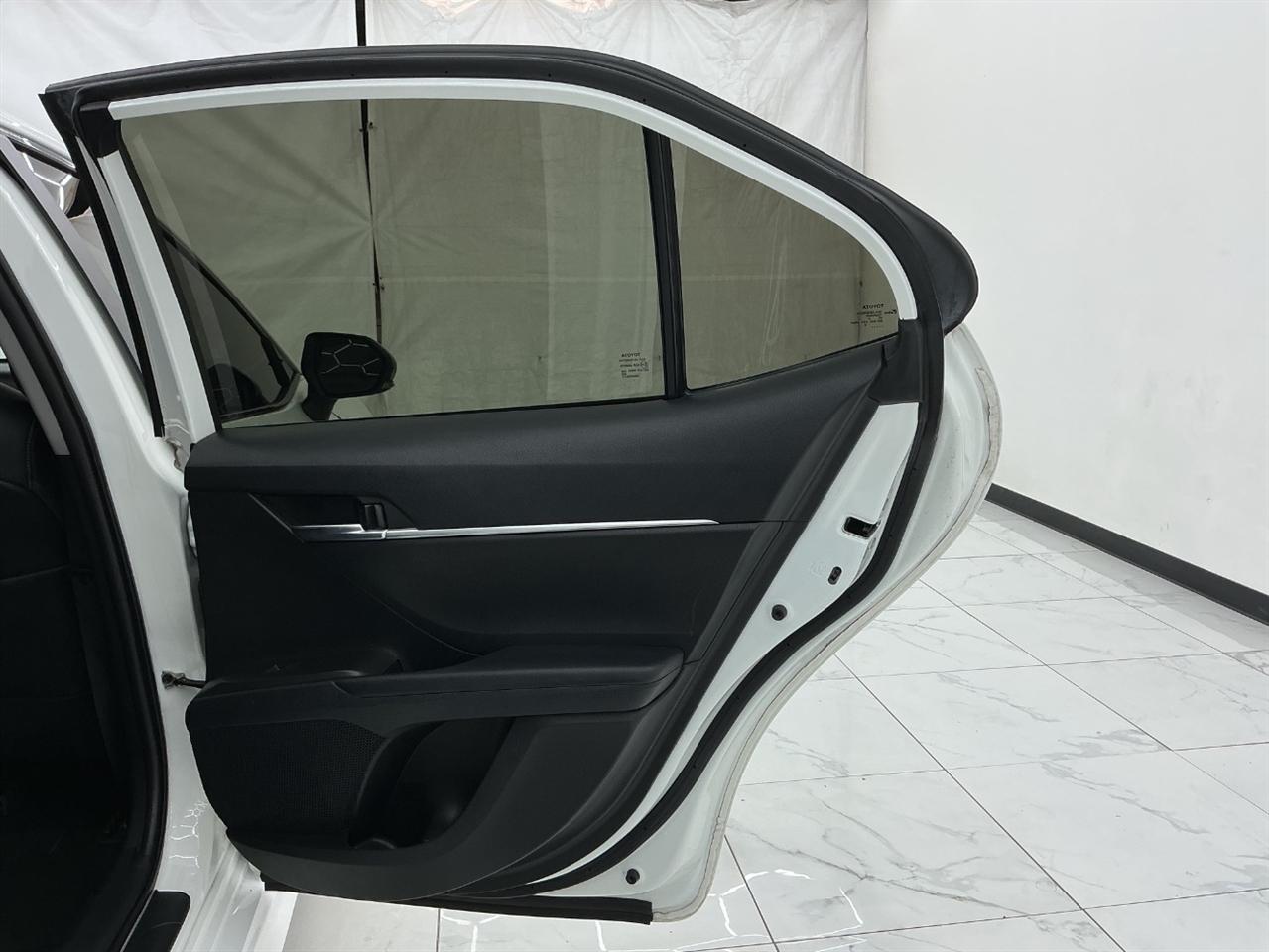 Toyota Camry SE Auto (Natl) 2023