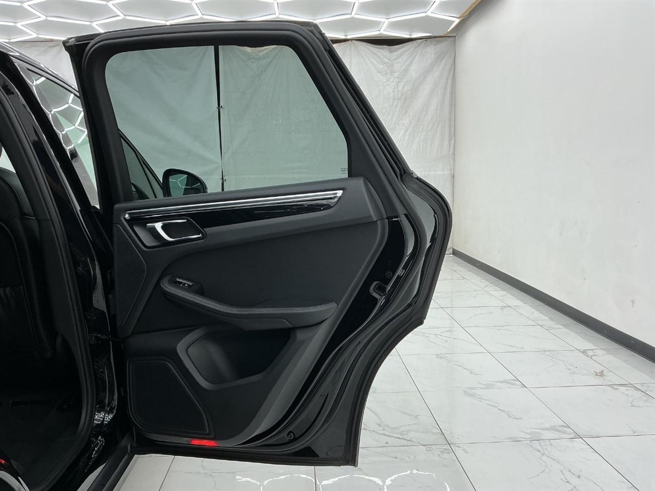 Porsche Macan AWD 2018