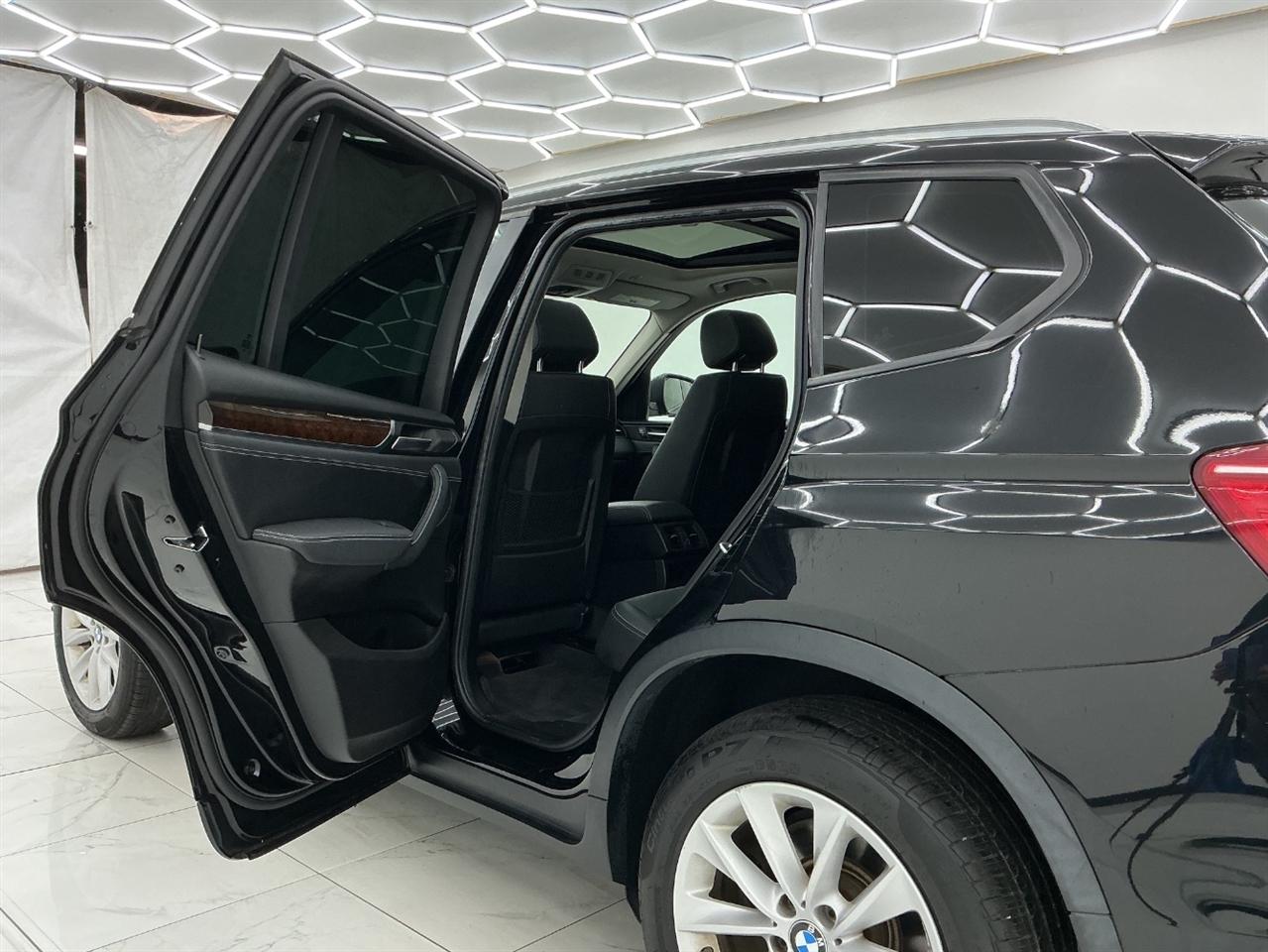 BMW X3 xDrive28i Sports Activity Vehicle 2017