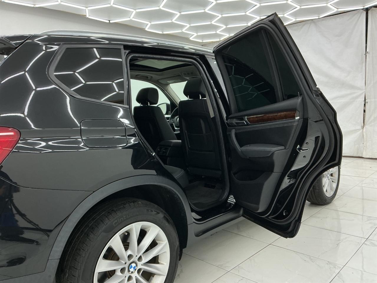 BMW X3 xDrive28i Sports Activity Vehicle 2017