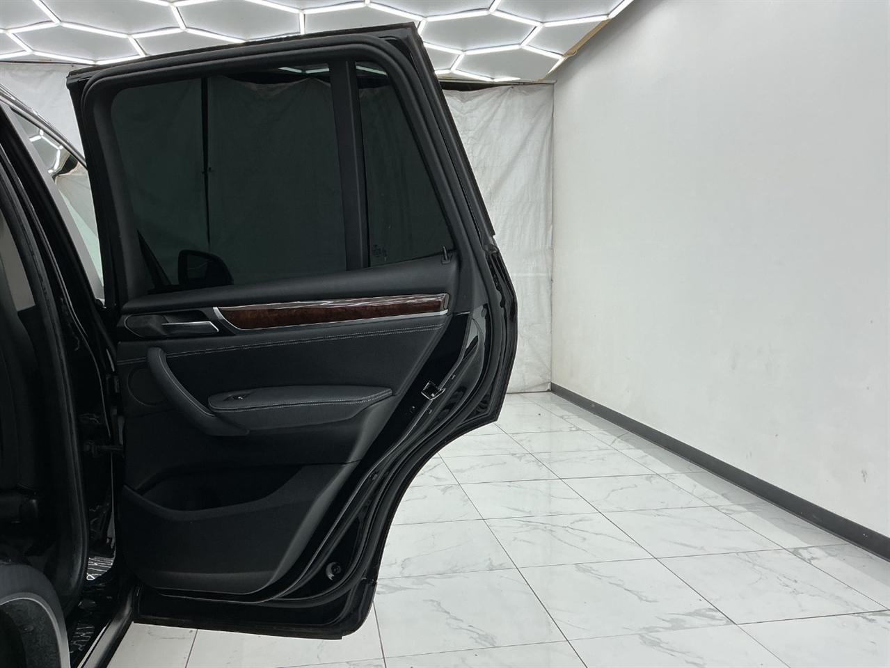 BMW X3 xDrive28i Sports Activity Vehicle 2017