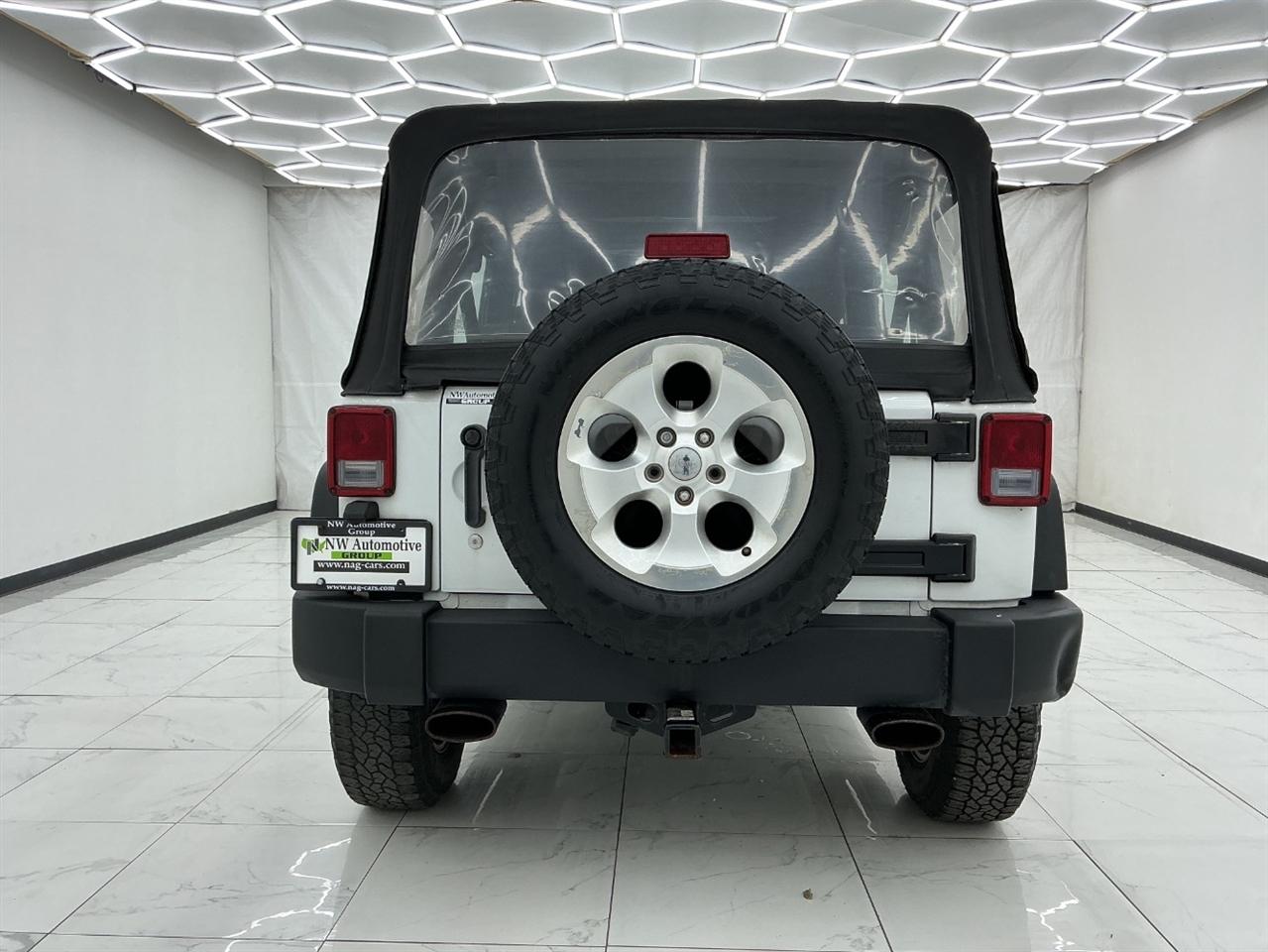 Jeep Wrangler Unlimited 4WD 4dr Sport 2013