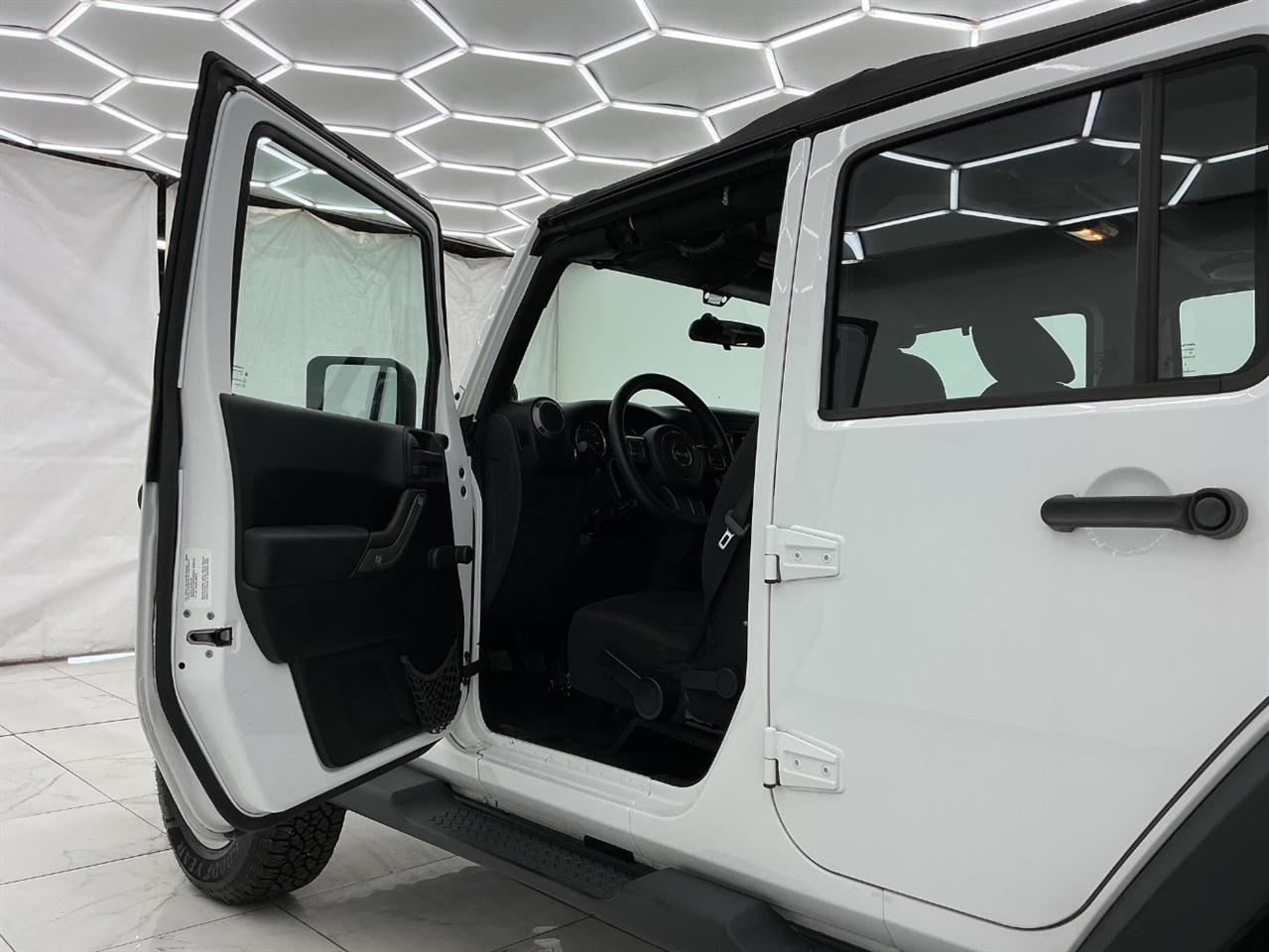 Jeep Wrangler Unlimited 4WD 4dr Sport 2013