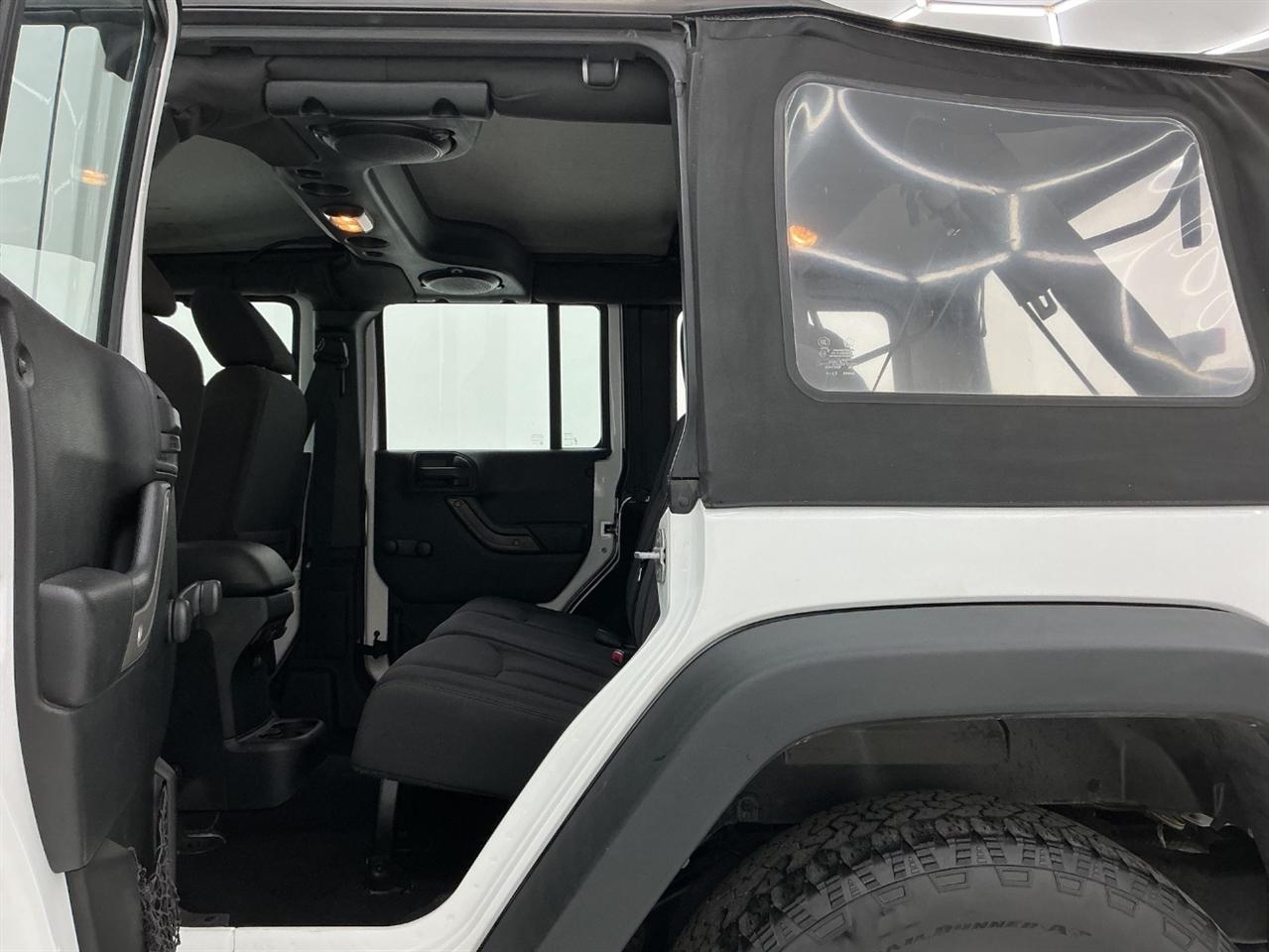 Jeep Wrangler Unlimited 4WD 4dr Sport 2013