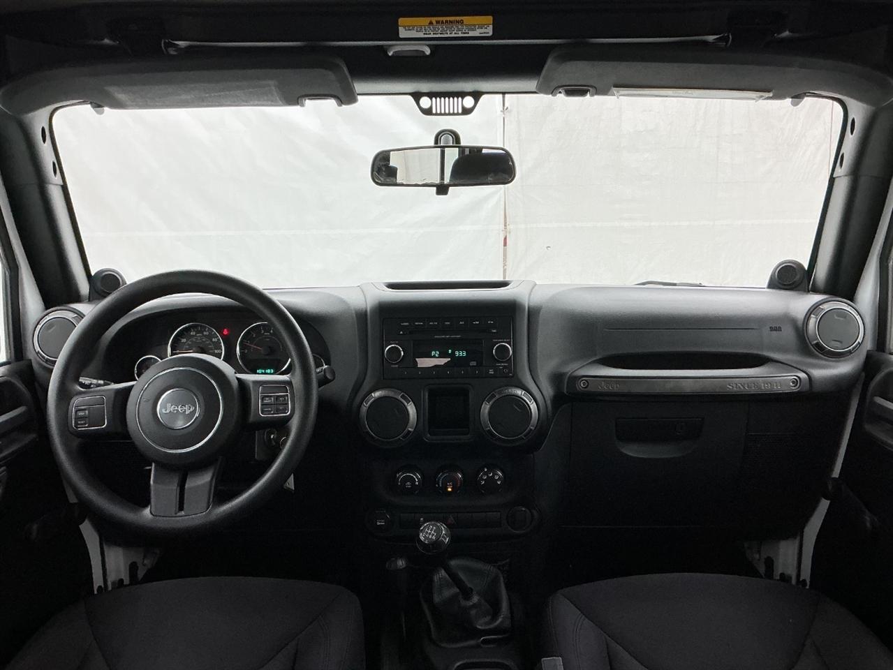 Jeep Wrangler Unlimited 4WD 4dr Sport 2013
