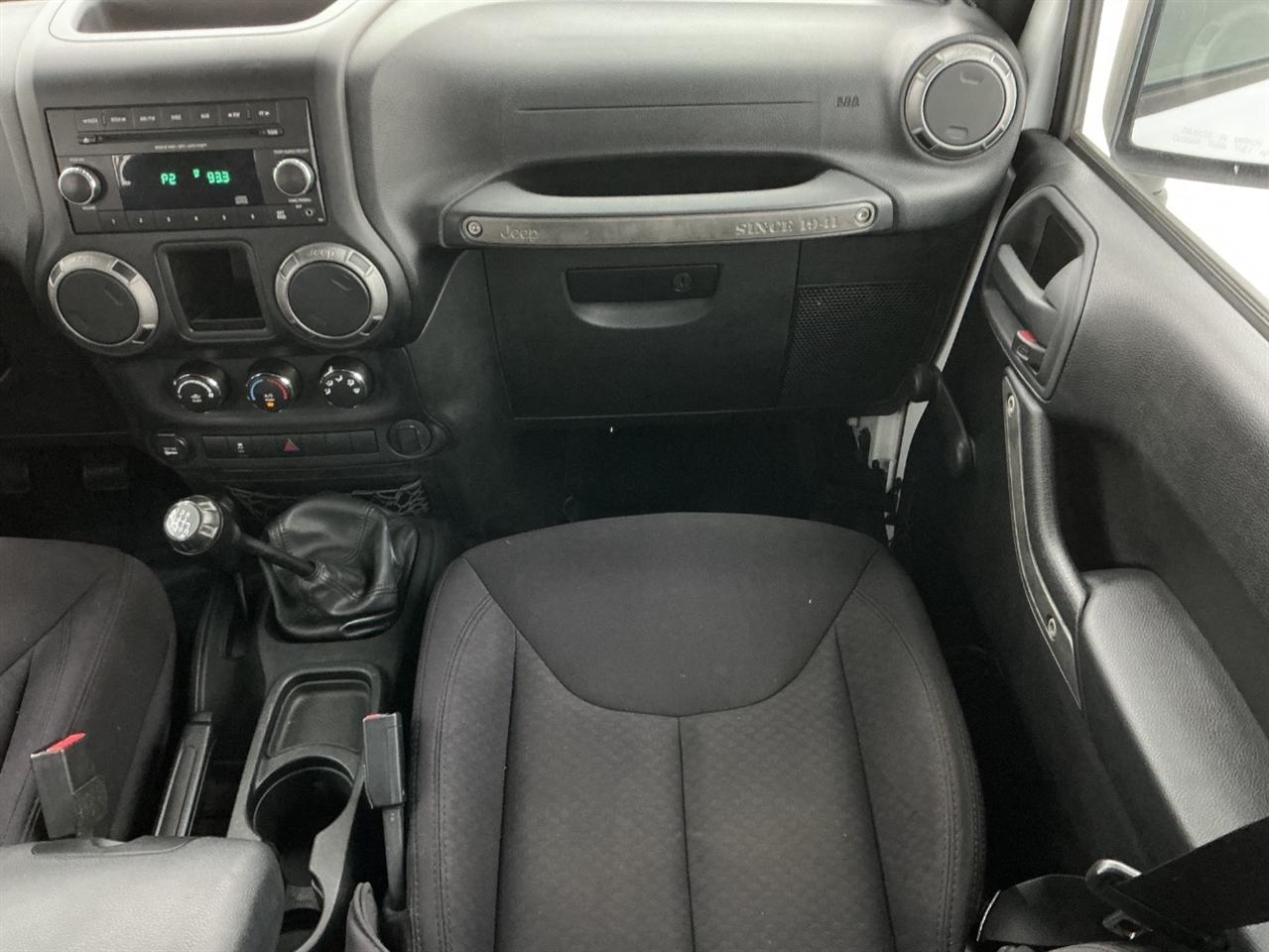 Jeep Wrangler Unlimited 4WD 4dr Sport 2013