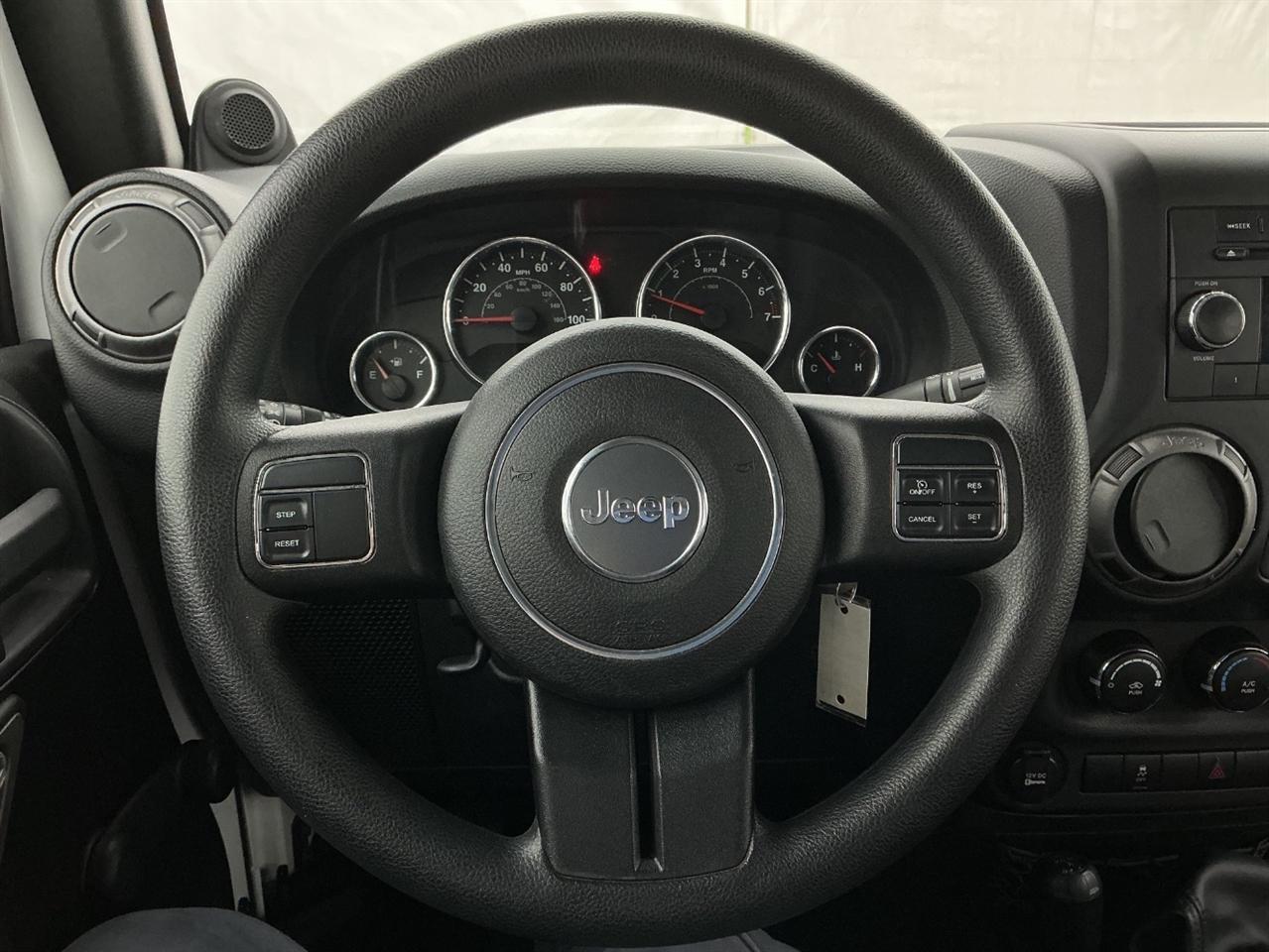 Jeep Wrangler Unlimited 4WD 4dr Sport 2013