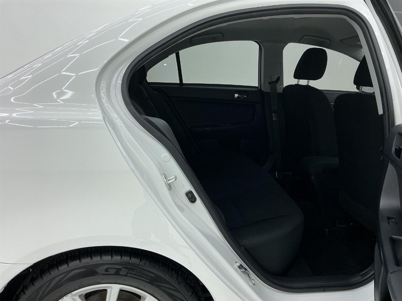 Mitsubishi Lancer 4dr Sdn CVT SEL AWC 2016