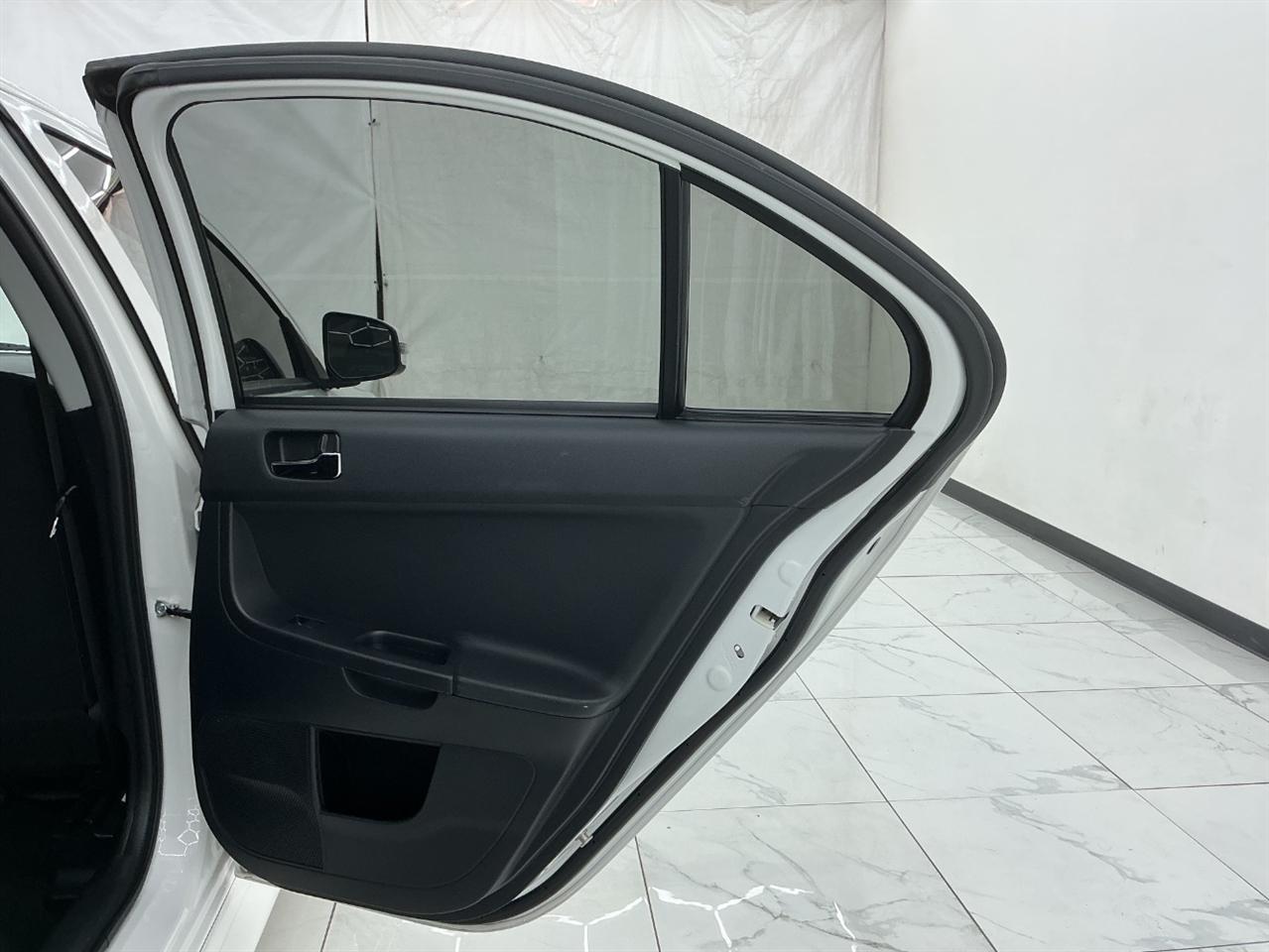 Mitsubishi Lancer 4dr Sdn CVT SEL AWC 2016