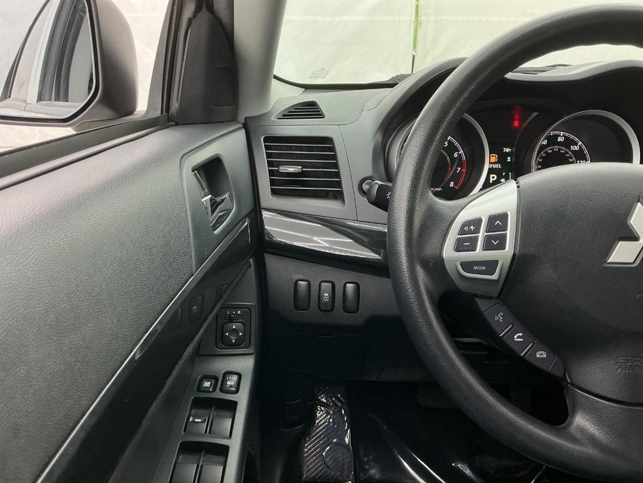 Mitsubishi Lancer 4dr Sdn CVT SEL AWC 2016