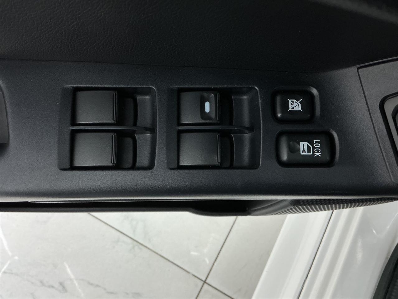 Mitsubishi Lancer 4dr Sdn CVT SEL AWC 2016