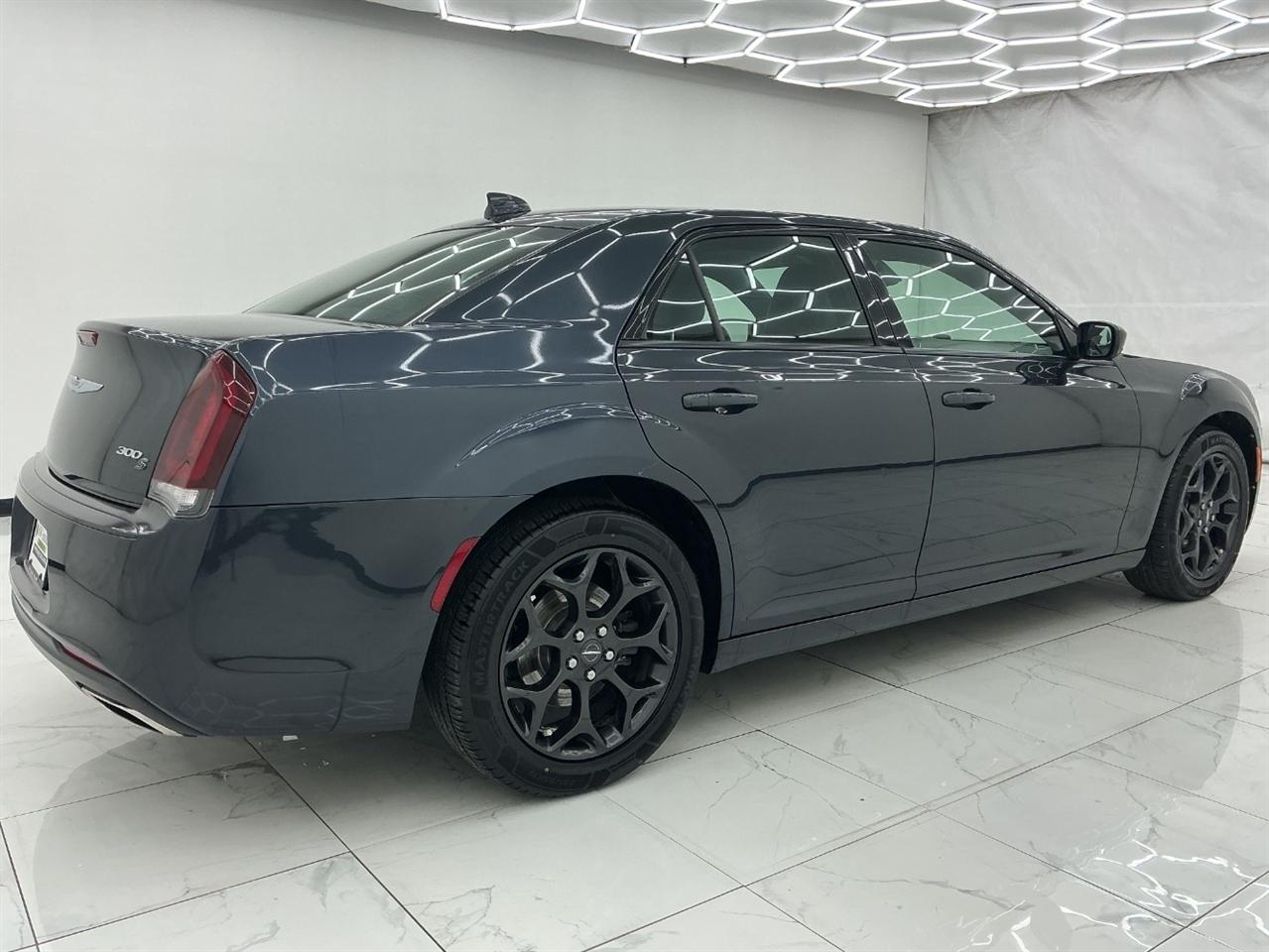 Chrysler 300 300S AWD 2019