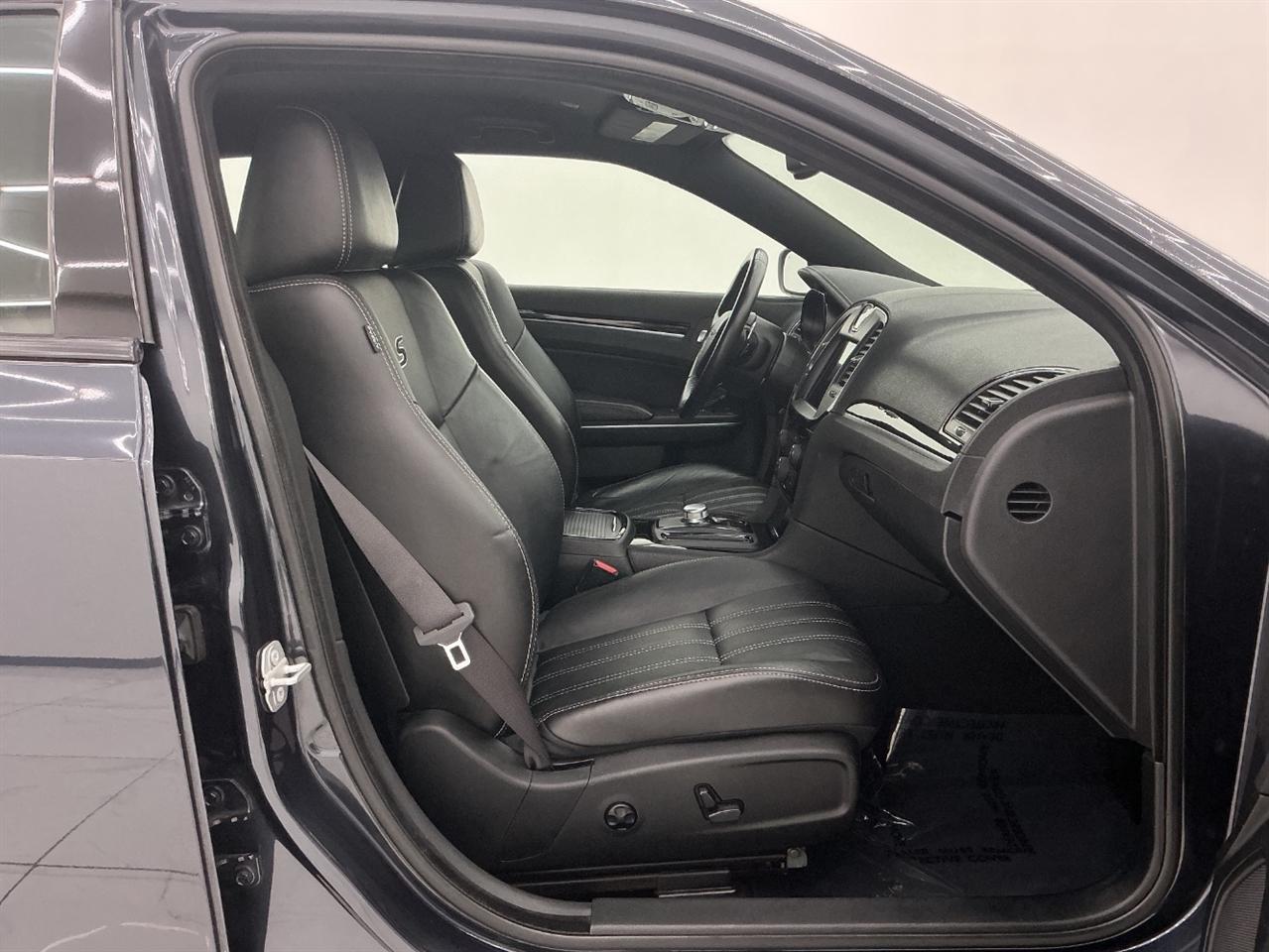 Chrysler 300 300S AWD 2019