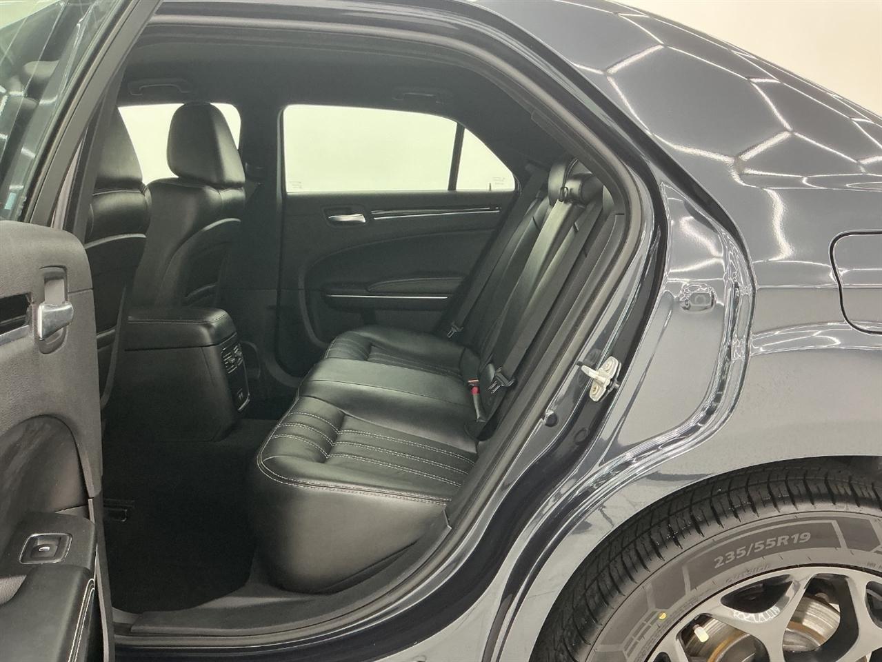 Chrysler 300 300S AWD 2019