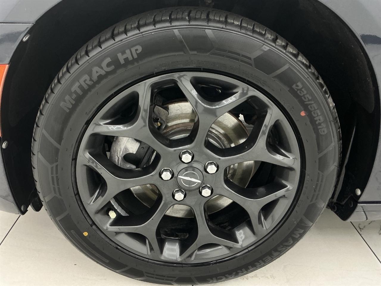 Chrysler 300 300S AWD 2019