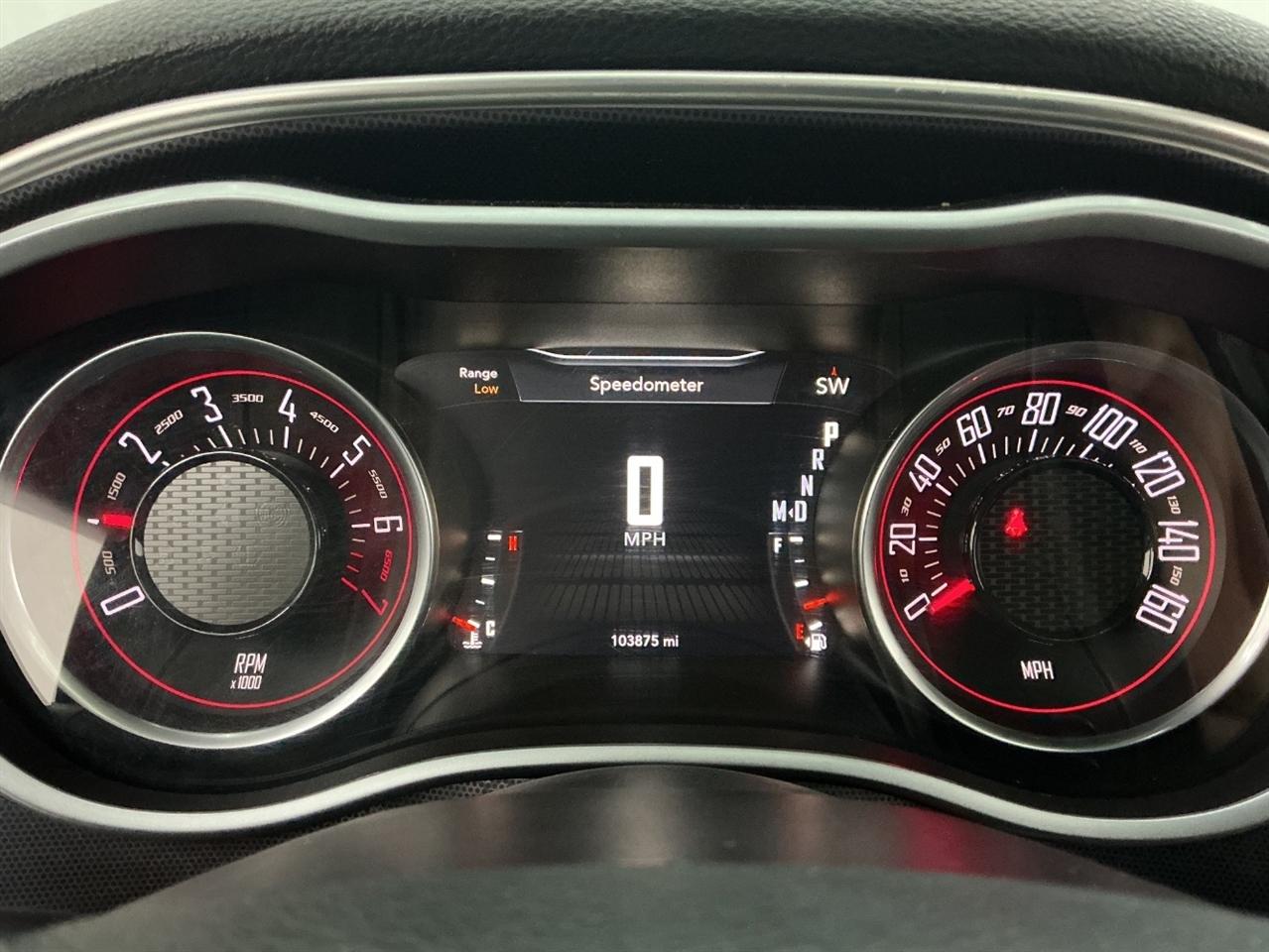 Dodge Challenger 2dr Cpe SXT Plus 2016