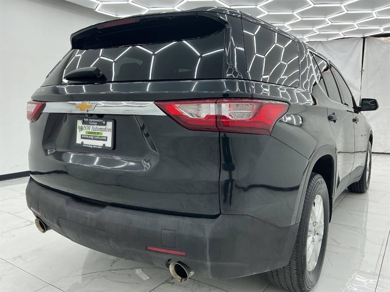 Chevrolet Traverse AWD 4dr LS w/1LS 2021