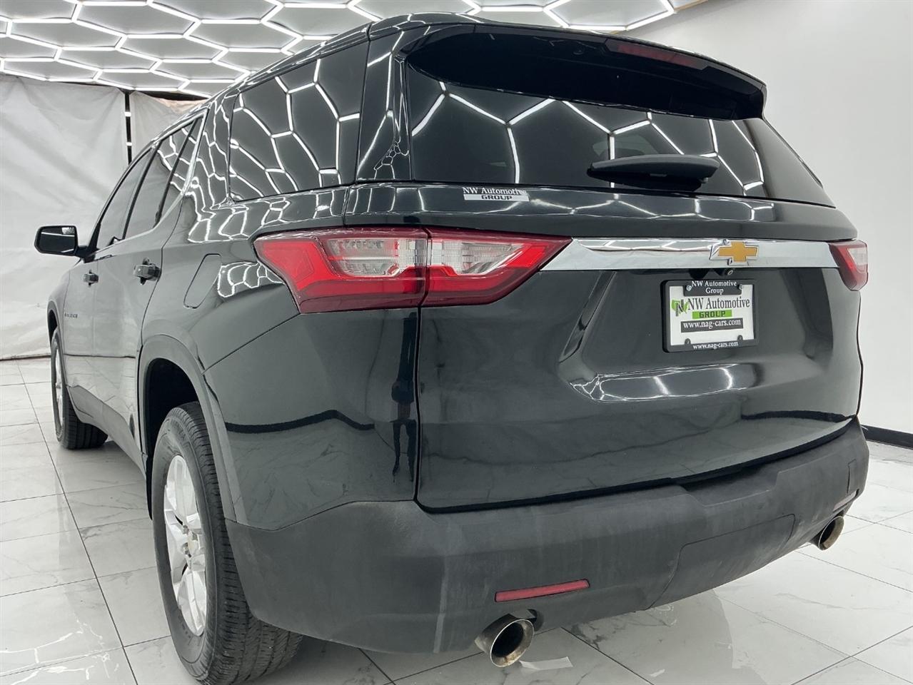 Chevrolet Traverse AWD 4dr LS w/1LS 2021