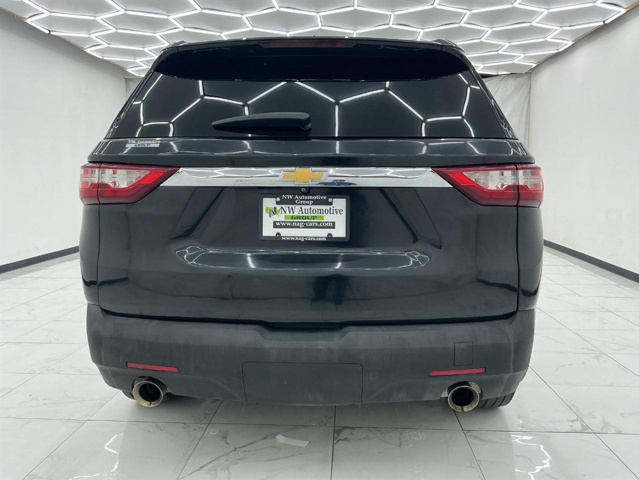 Chevrolet Traverse AWD 4dr LS w/1LS 2021