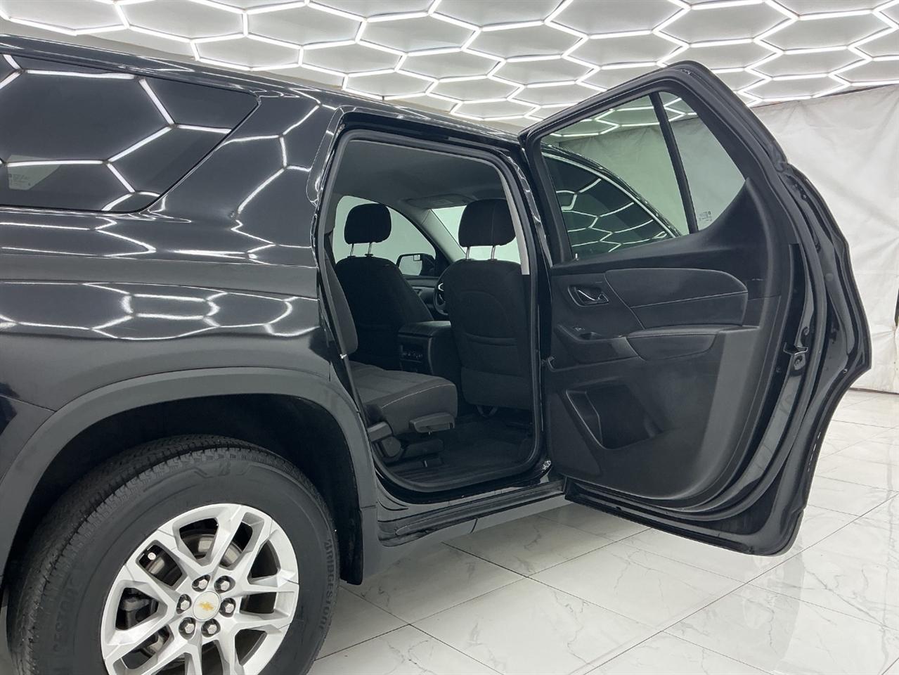 Chevrolet Traverse AWD 4dr LS w/1LS 2021