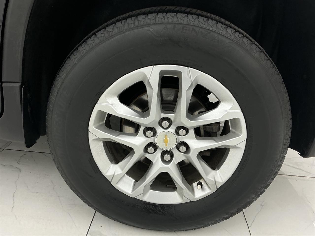 Chevrolet Traverse AWD 4dr LS w/1LS 2021