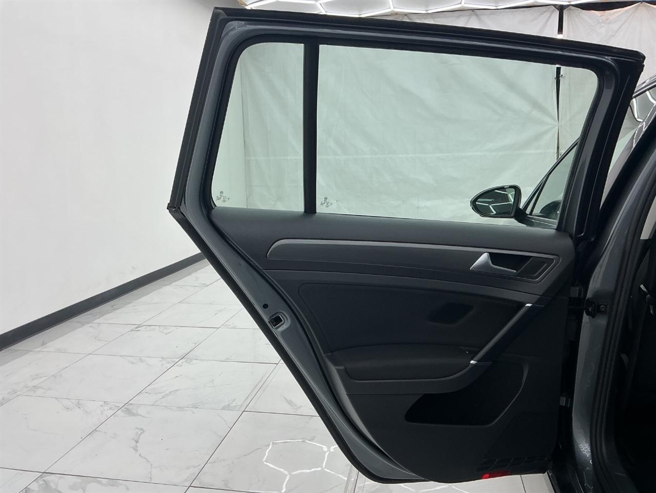 Volkswagen Golf SportWagen 1.8T S Auto 4MOTION 2019