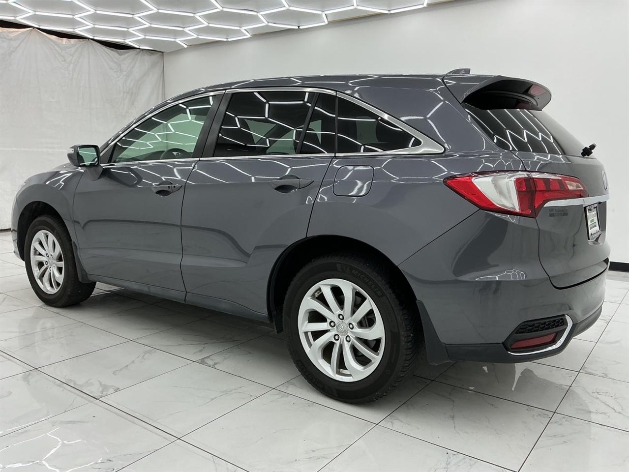Acura RDX FWD w/Technology/AcuraWatch Plus Pkg 2017