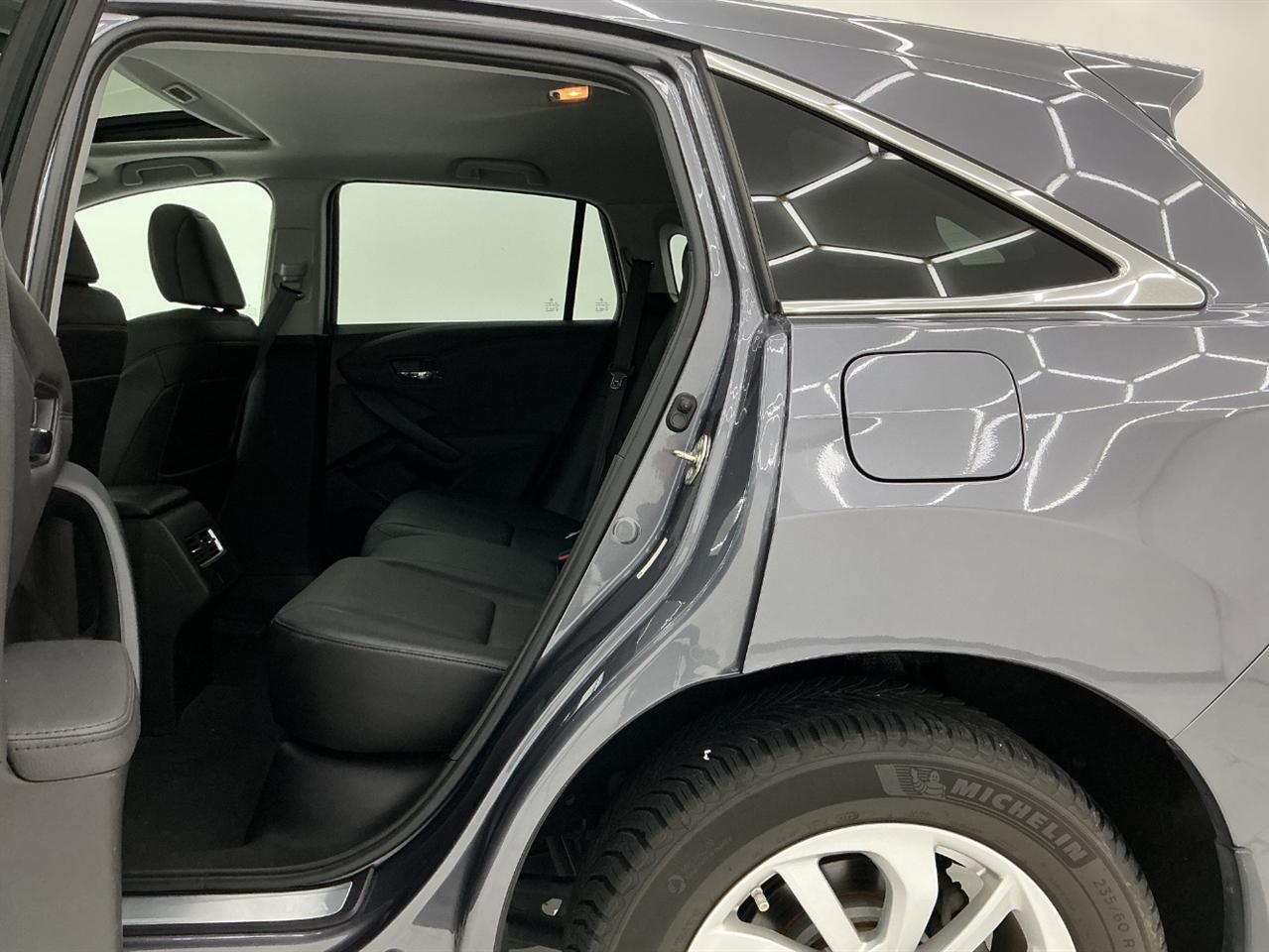 Acura RDX FWD w/Technology/AcuraWatch Plus Pkg 2017