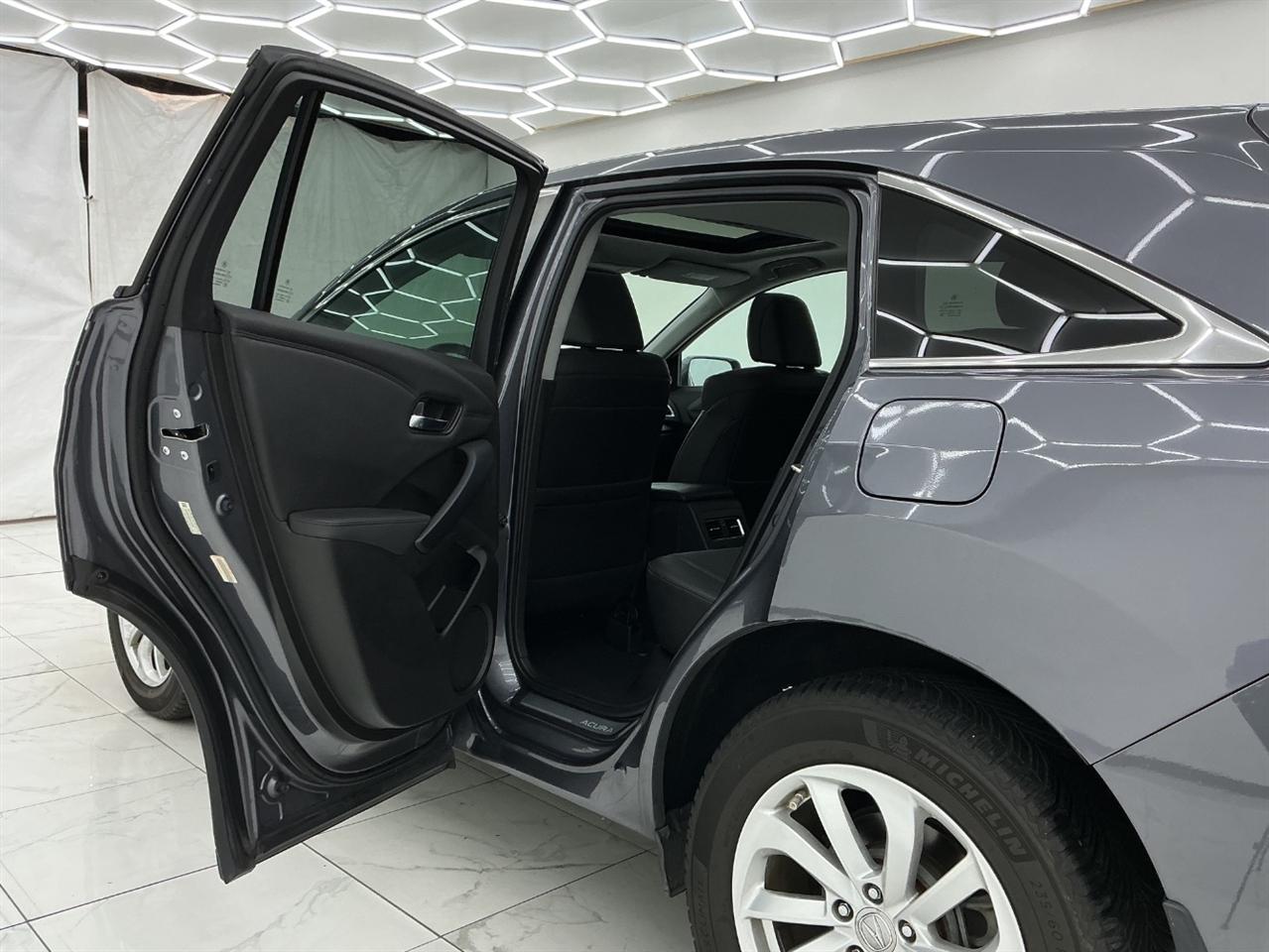 Acura RDX FWD w/Technology/AcuraWatch Plus Pkg 2017