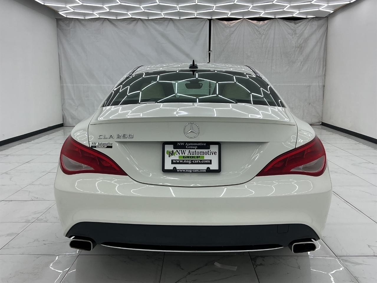 Mercedes-Benz CLA 4dr Sdn CLA 250 FWD 2016